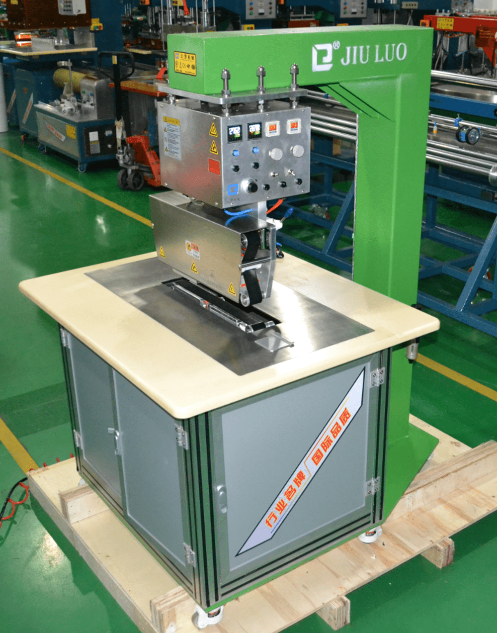 ETFE膜結(jié)構(gòu)焊接機(jī)