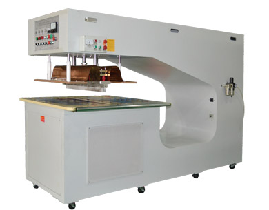 久羅飛艇局部專(zhuān)用焊接機(jī)